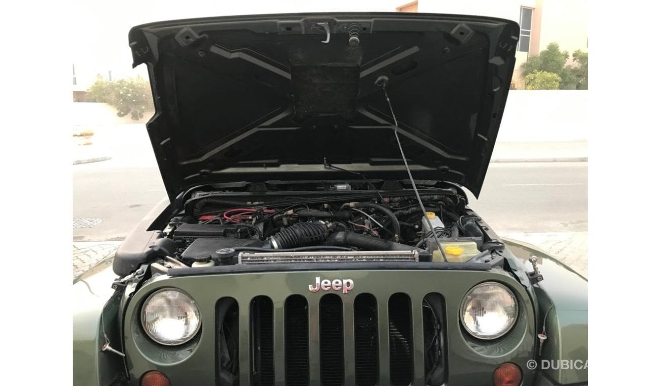 Jeep Wrangler 6,000 AED Recent Service!!! Invoices available. 2 Videos uploaded