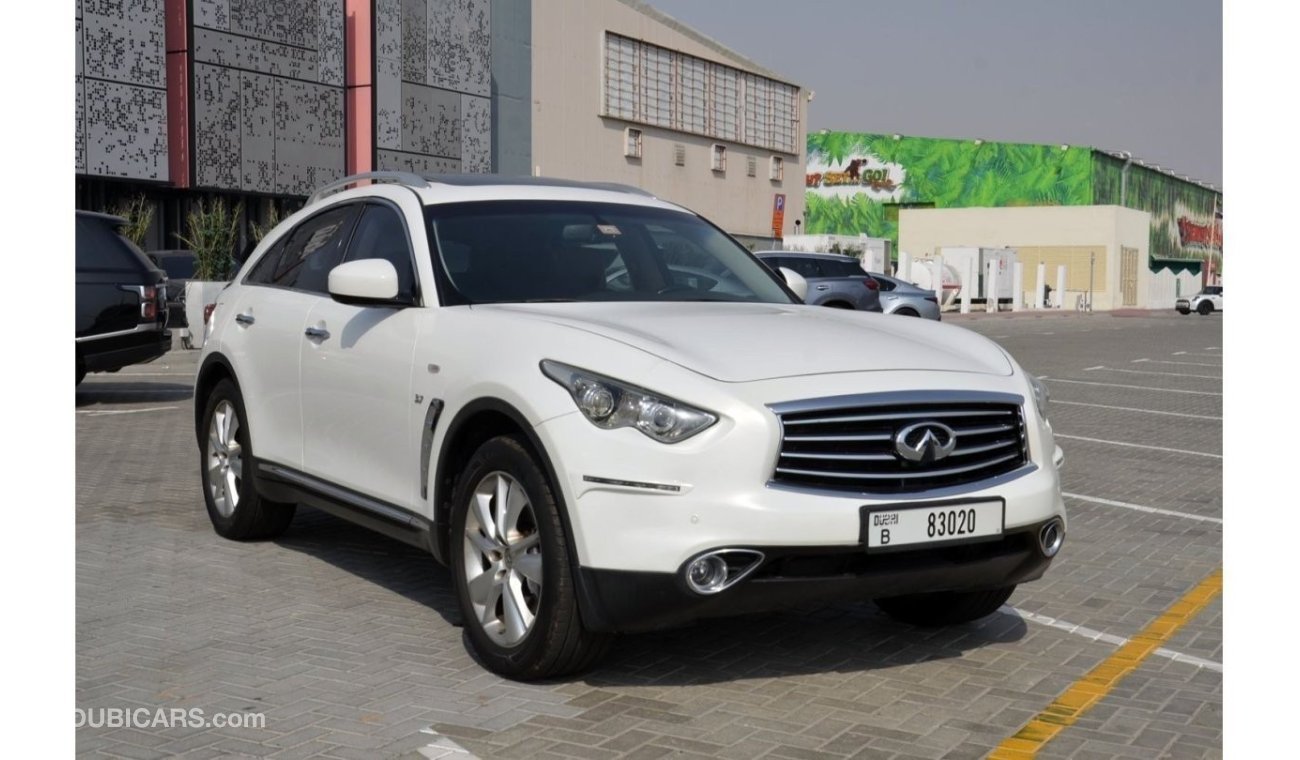 إنفينيتي QX70 لاكجري