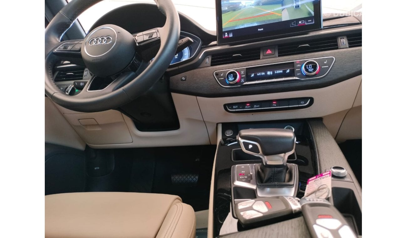 أودي A4 45 TFSI S لاين