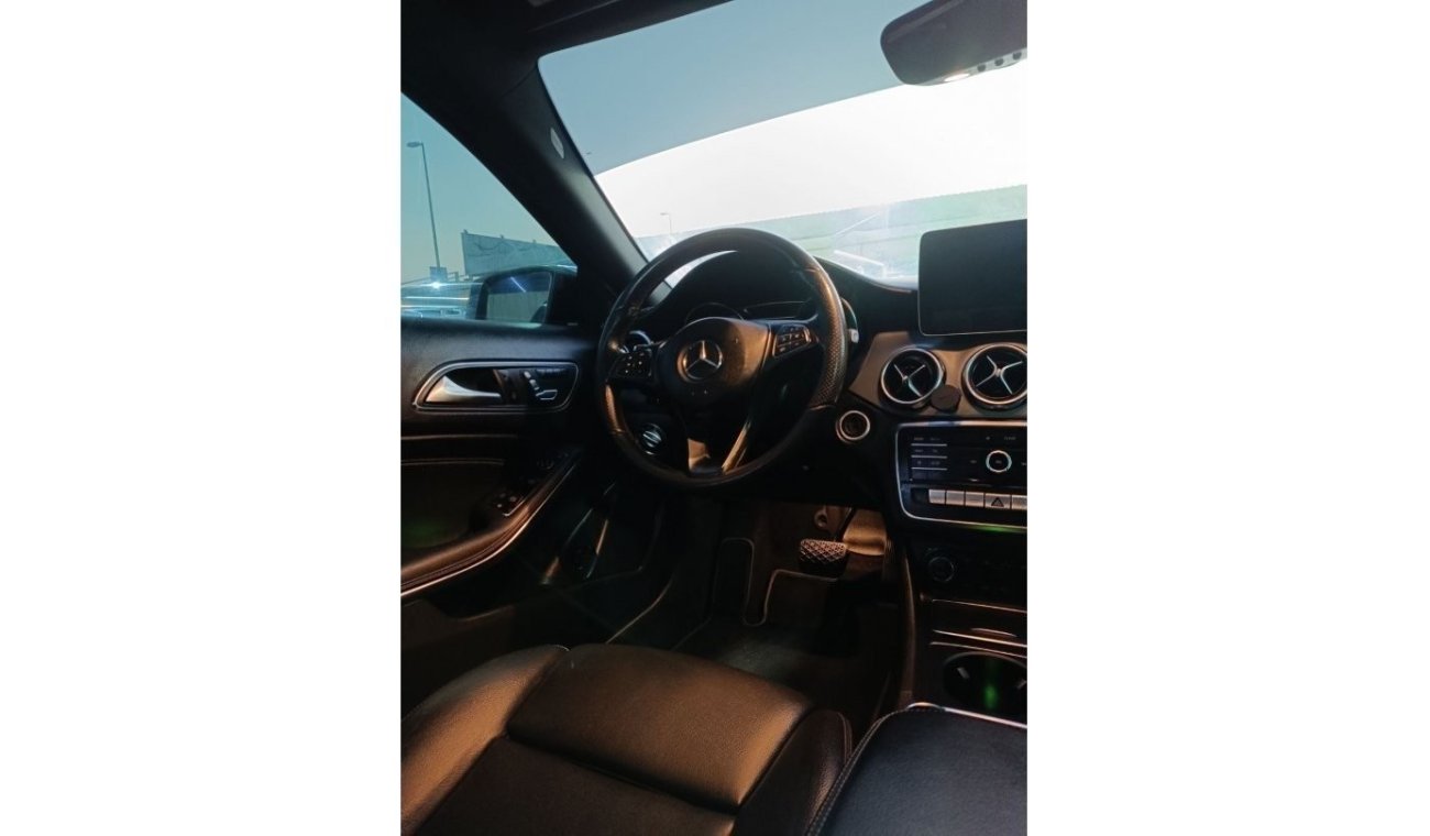 مرسيدس بنز GLA 250 Std