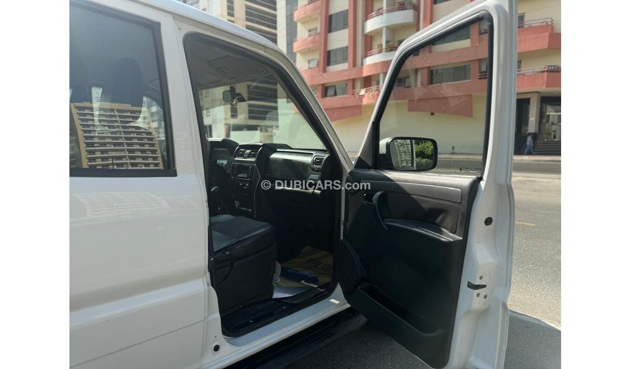 ماهيندرا سكوربيو SC 2.2L 4WD