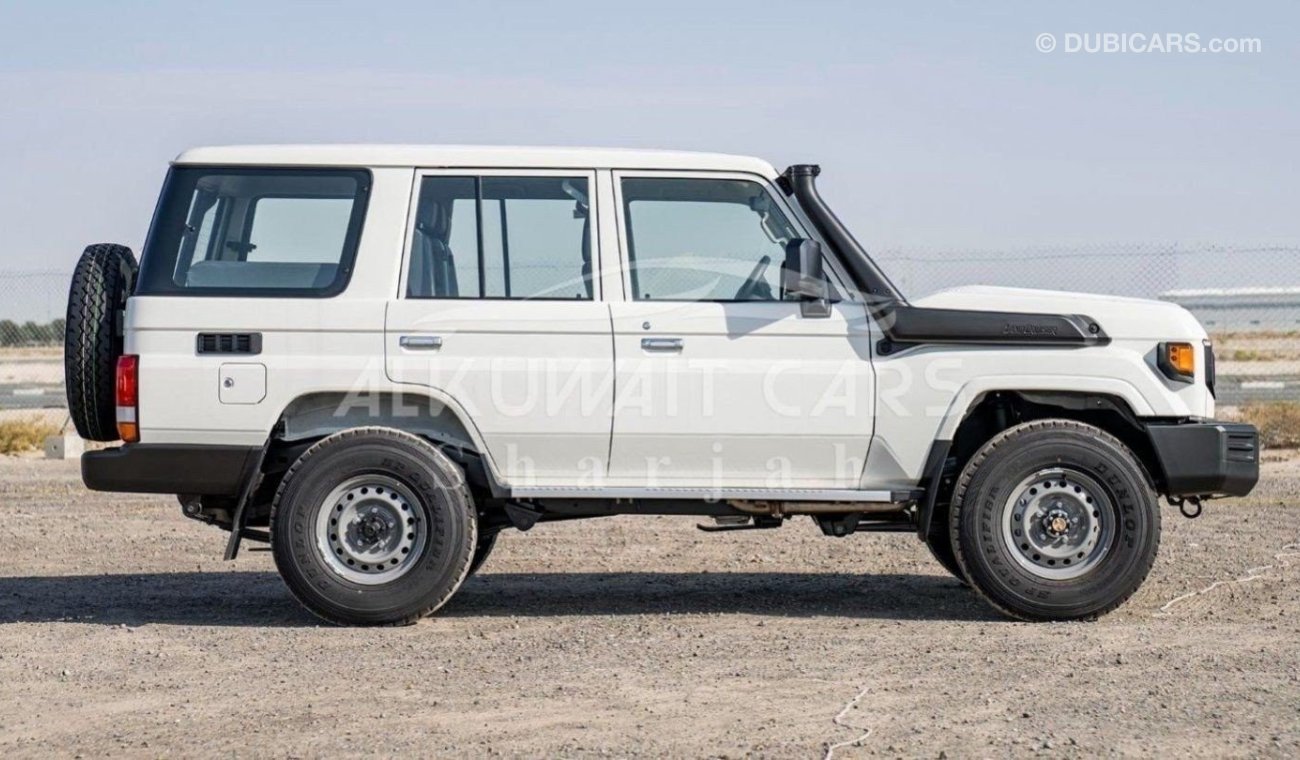 تويوتا لاند كروزر هارد توب Land Cruiser Hard Top LC76 4.2D MT 5door MY2024