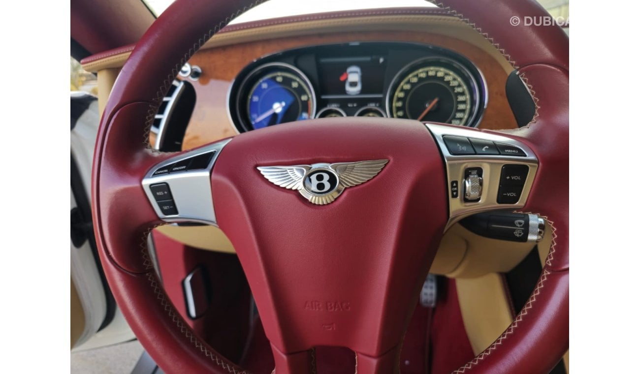 بنتلي كونتيننتال جي تي 2016 Bentley Continental GT V8 S GCC specs is available for sale. We can accept leasing.