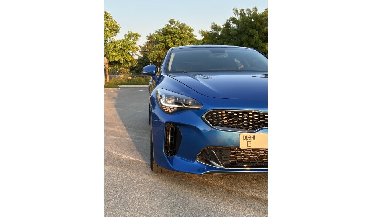 Kia Stinger 2.0 L turbo