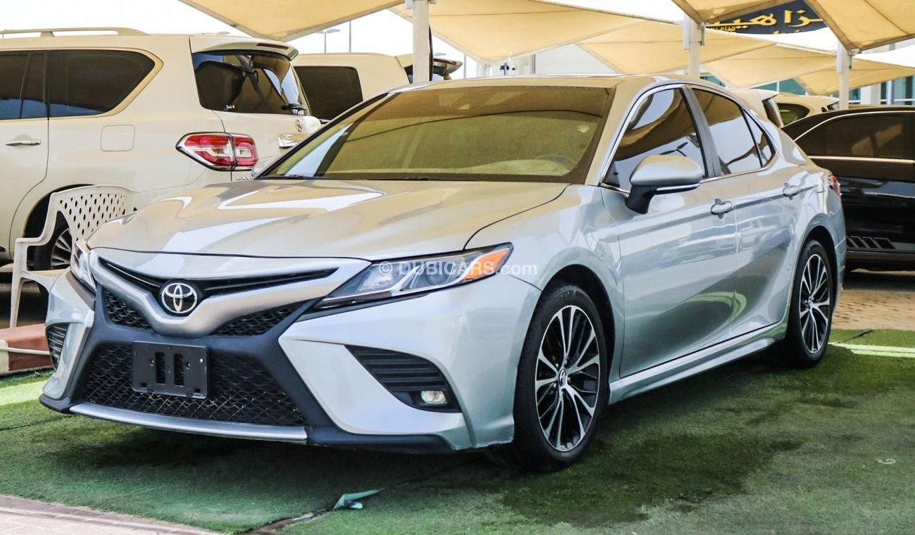 Used Toyota Camry Se 2019 For Sale In Sharjah - 436721