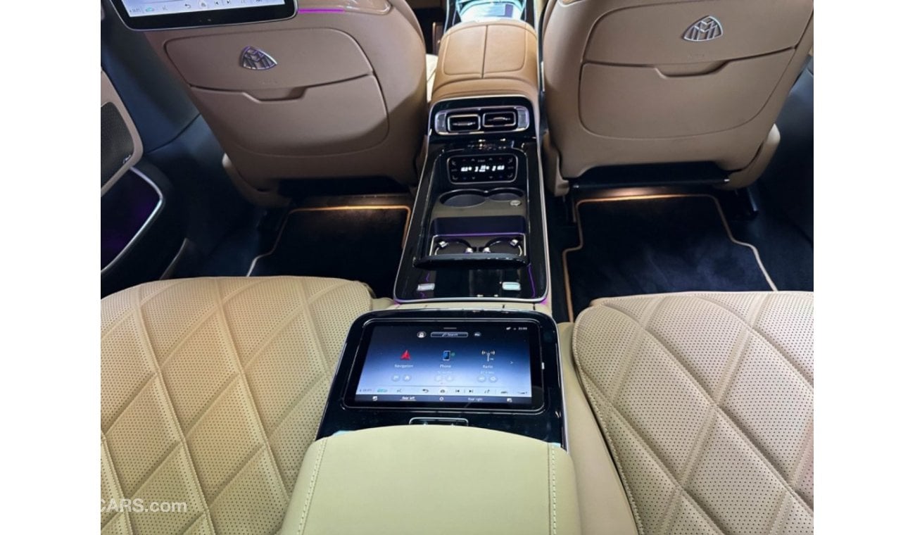 Mercedes-Benz S680 Maybach 1 of 150 Virgin Abloh / Mercedes-Maybach S680 / 2022 / 0 km brand new