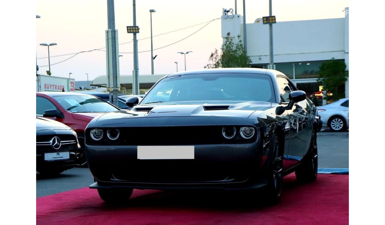 دودج تشالينجر Dodge Challenger SXT / 2023 / USA / v6 / Only 5,000mi