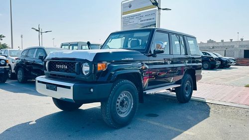 تويوتا لاند كروزر هارد توب TOYOTA LC76 HARD TOP 4.0LPETROL MID/O-M/T-BLACK-2024