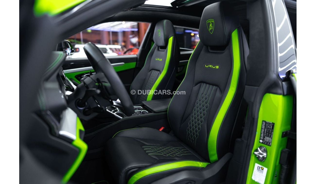 لامبورغيني اوروس URUS S | TWO TONE INTERIOR | INTERIOR CARBON | BANG AND OLUFSEN | AKRAPOVIC EXHAUST | PANORAMIC ROOF