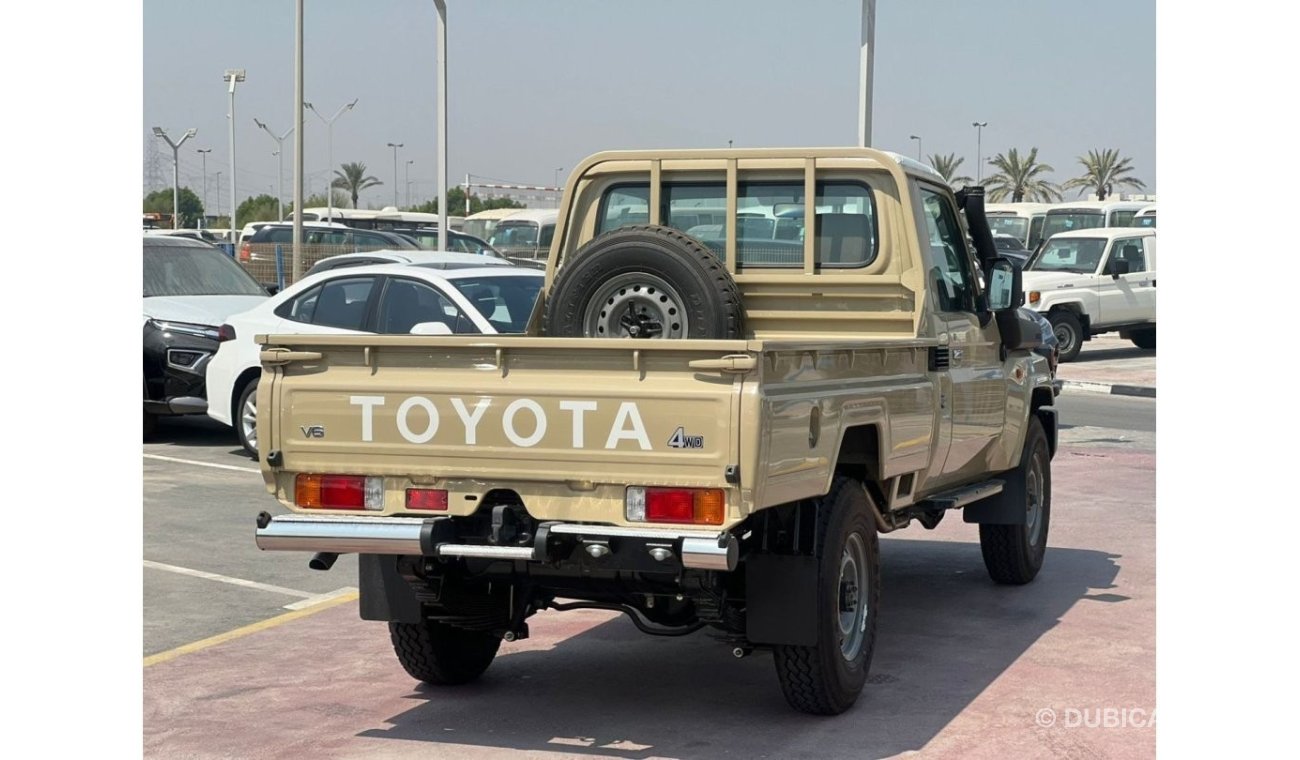 تويوتا لاند كروزر بيك آب TOYOTA LAND CRUISER (70 SERIES) (GRJ79) 4.0L Pick-up 4WD 2024