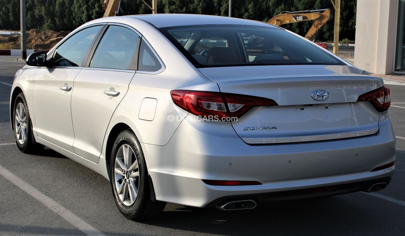 Hyundai Sonata Hyundai Sonata 2017 GCC in excellent condition without accidents, very clean from inside and outside