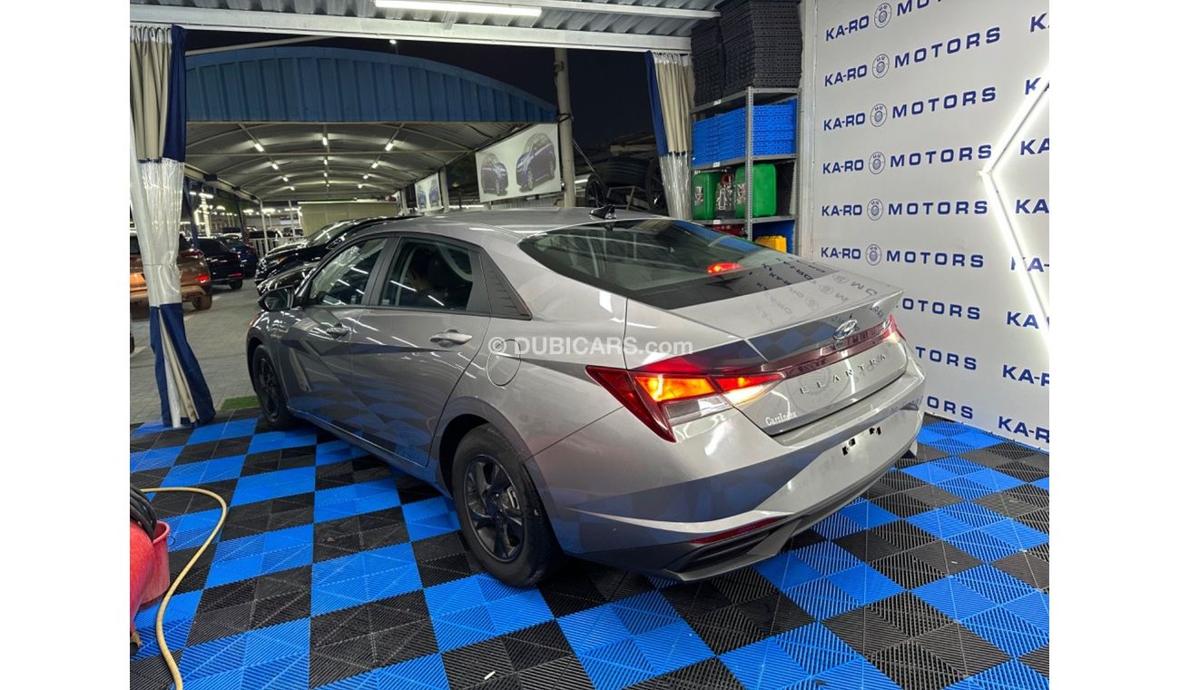 Hyundai Elantra Comfort 2.0L