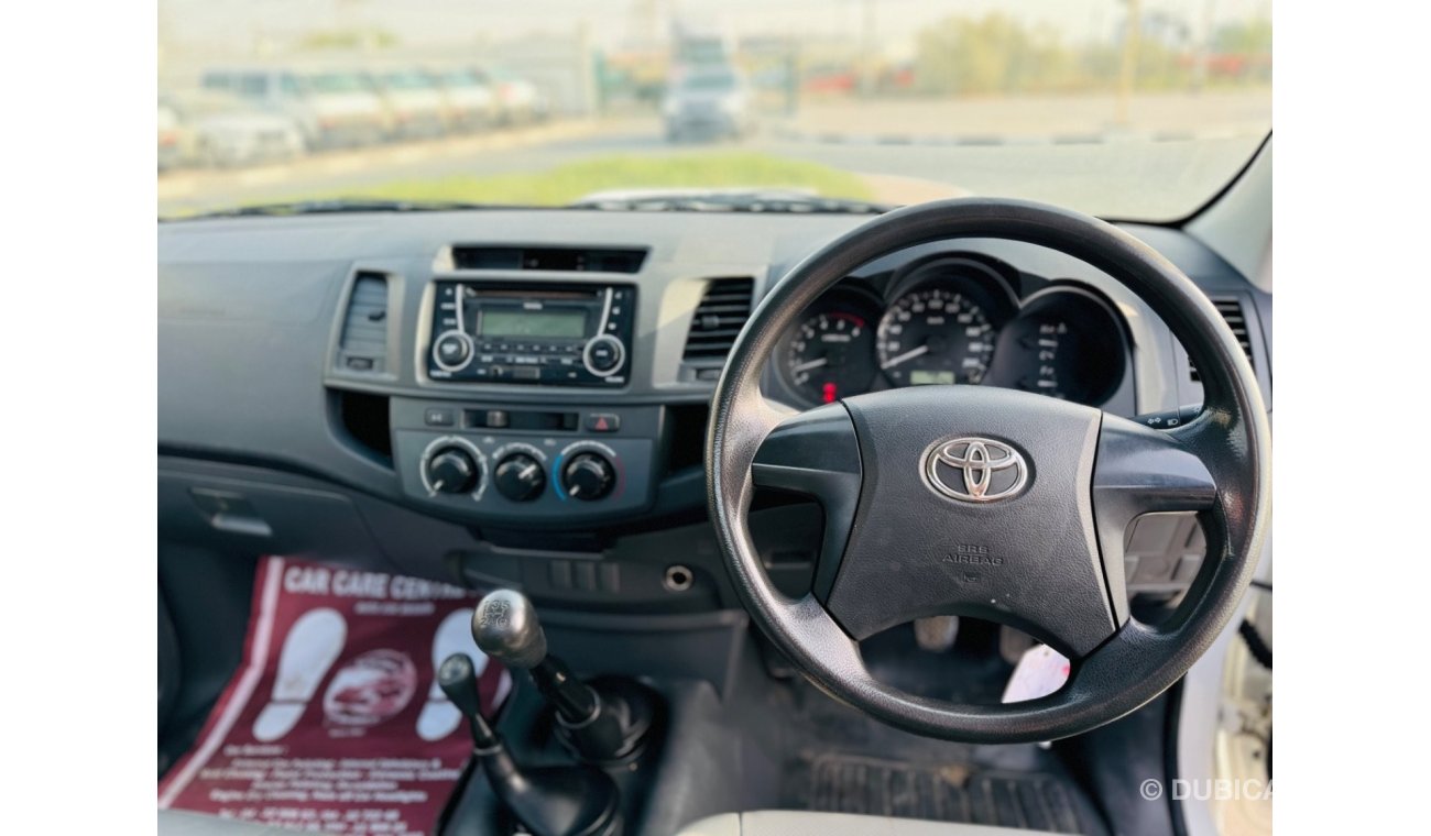 تويوتا هيلوكس Toyota Hilux single cabin