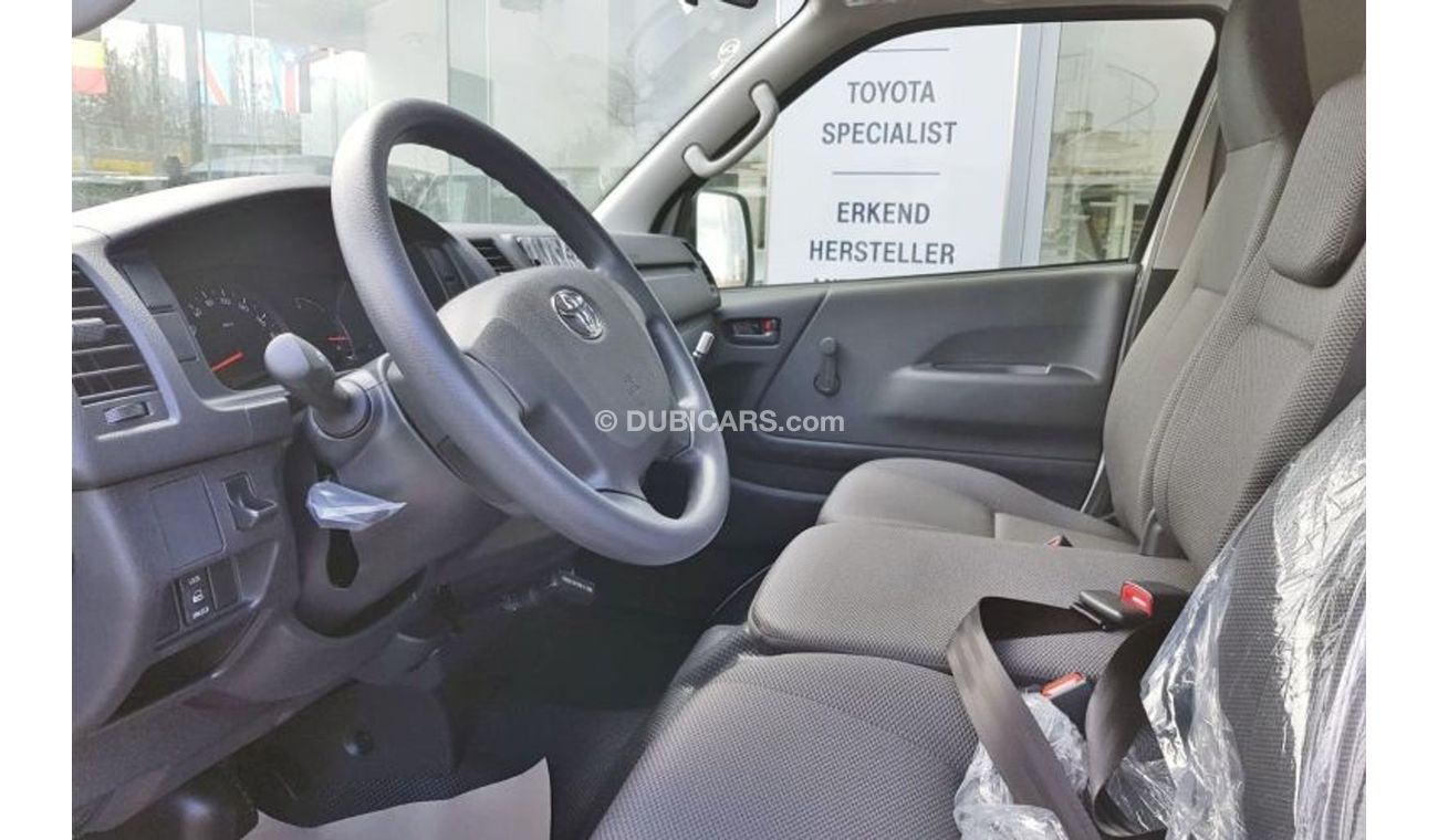 تويوتا هاياس Toyota Hiace Diesel 2.5L MT 2019 Model Standard Roof ( EXPORT ONLY )