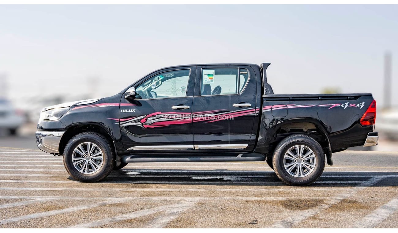 تويوتا هيلوكس S GLX 2.7L 4WD M/T 2024 Toyota Hilux S-GLX 2.7L DC Petrol MT - Black