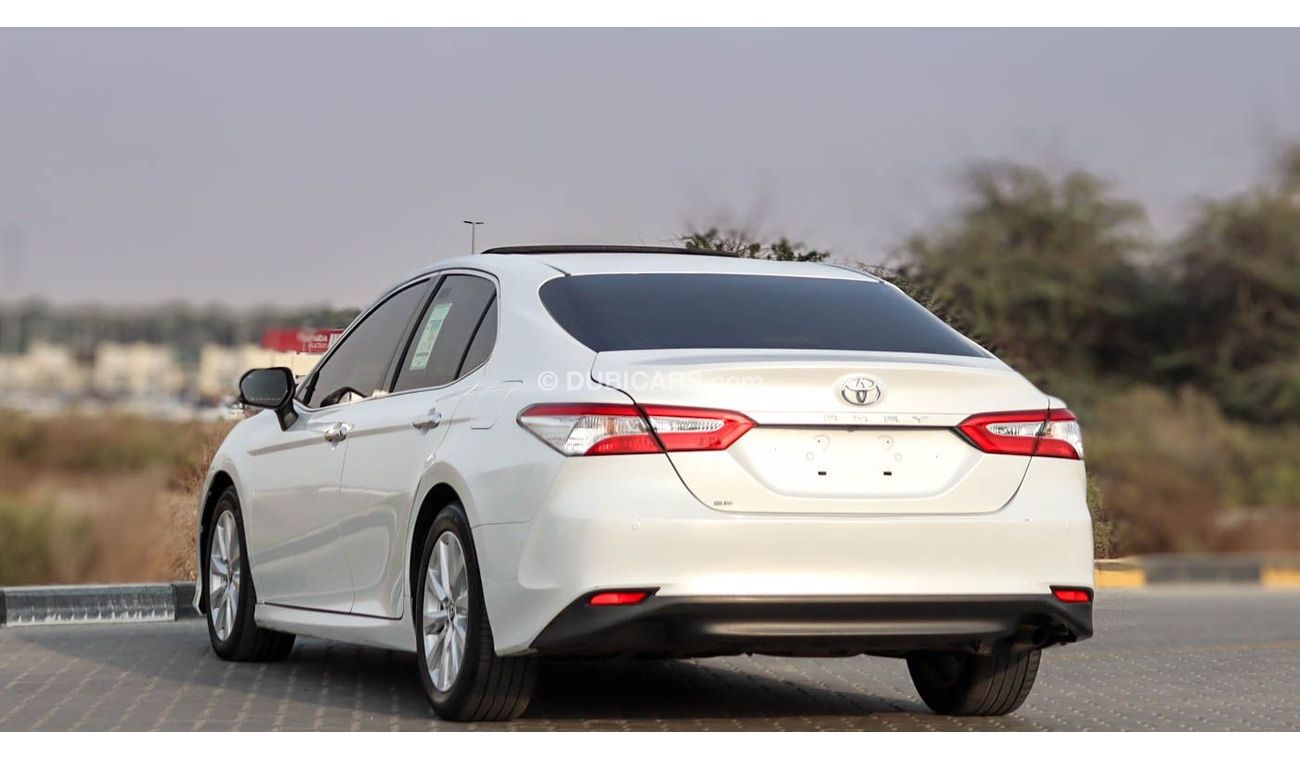 Toyota Camry SE 2.5L (215 HP) Toyota Camry 2020 GCC full option V4 original paint without accident in excellent c