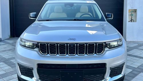 جيب جراند شيروكي Jeep Grand Cherokee L Clean title without accident orginal paint Full option Limited