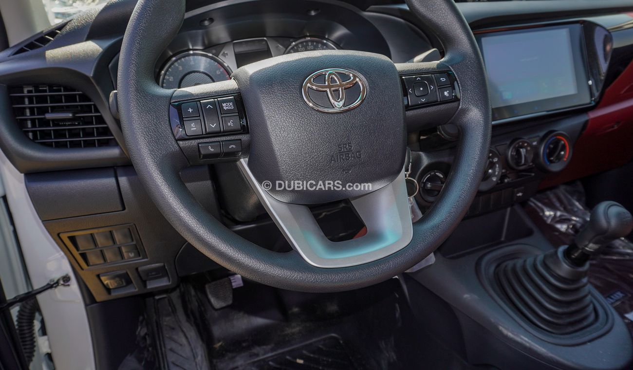 Toyota Hilux 2.7L M/T. 4WD