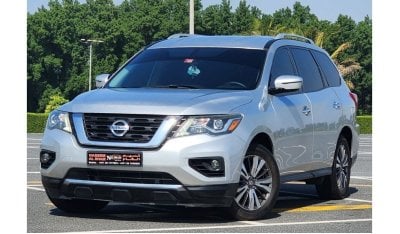 Nissan Pathfinder American