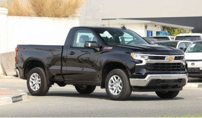 Chevrolet Silverado Z71 LT 4WD REG CAB. 2-DOORS.GCC. WARRANTY. Local Registration +5%