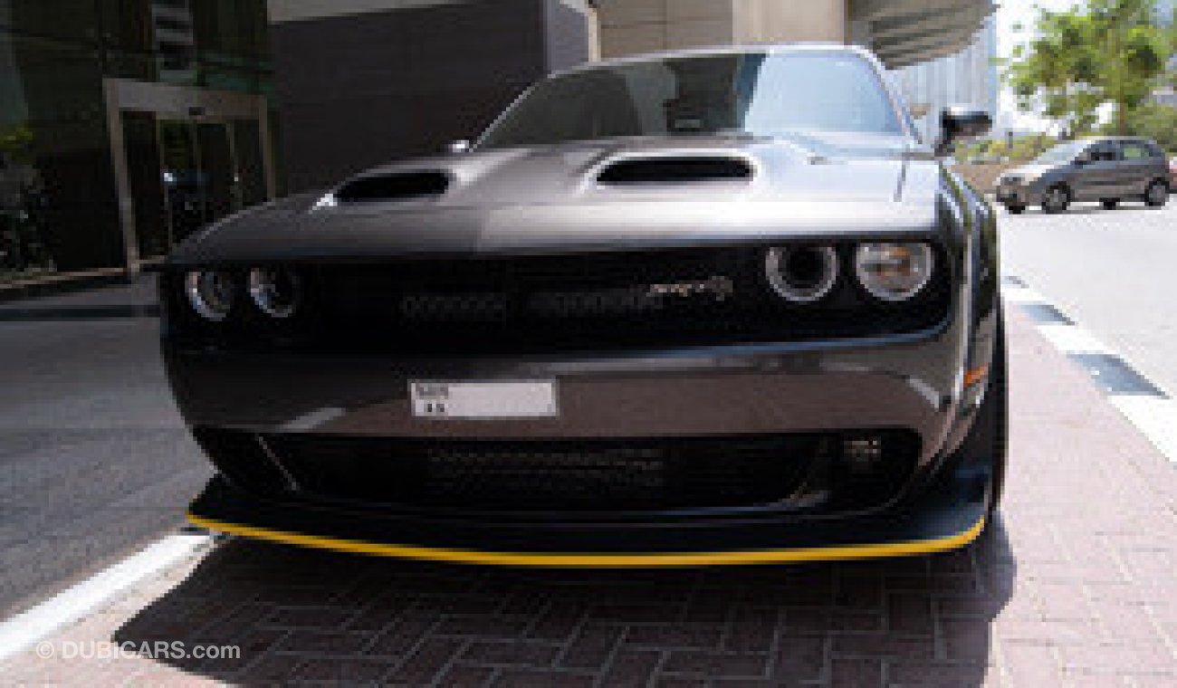 Dodge Challenger HellCat RedEye