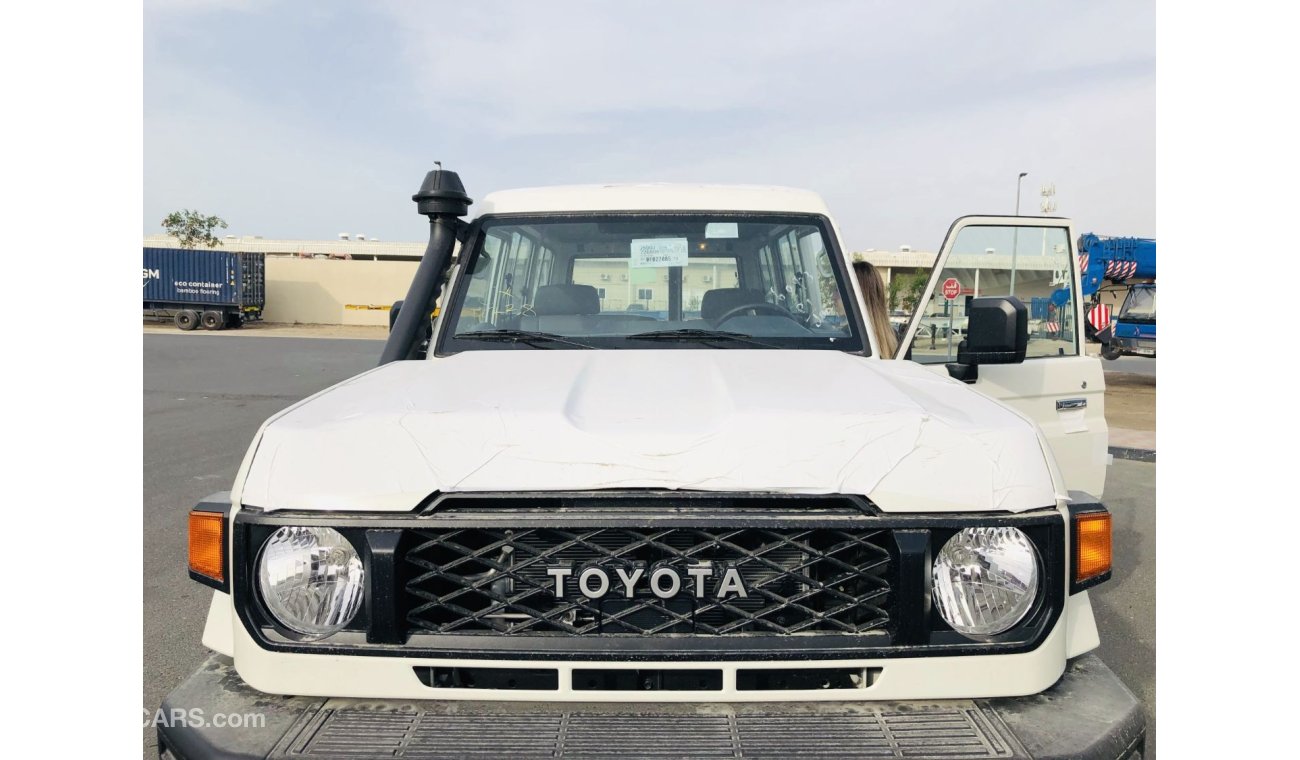 Toyota Land Cruiser Hard Top 78 4.2L Diesel 2024YM