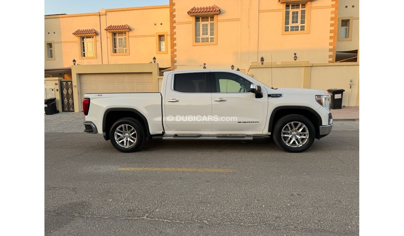 GMC Sierra Full Options, V8 2500 HD , Sunroof, Private Owner