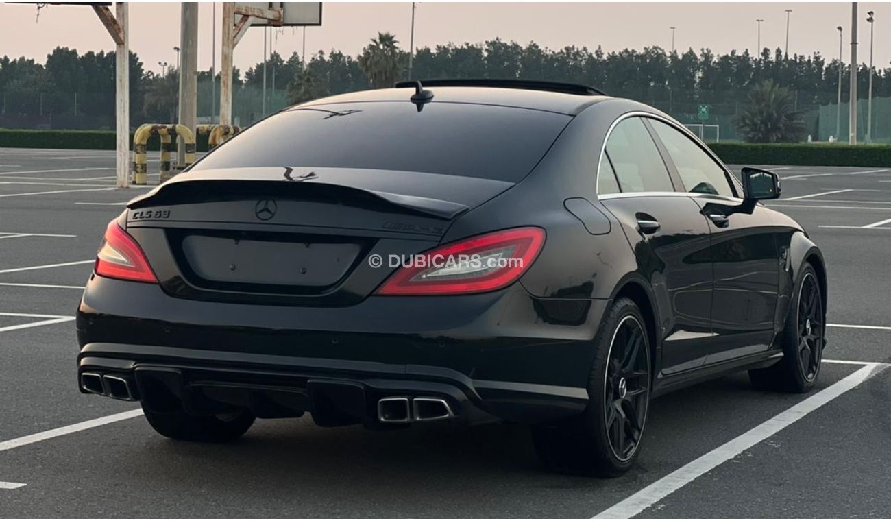 Mercedes-Benz CLS 63 AMG MERCEDES CLS 63 AMG GCC 2012 FULL CARBON FIBRE VERY GOOD CONDITION