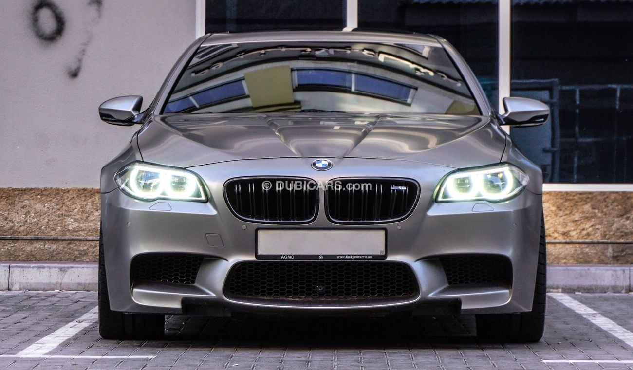 BMW M5 30 Jahre edition 4.4L