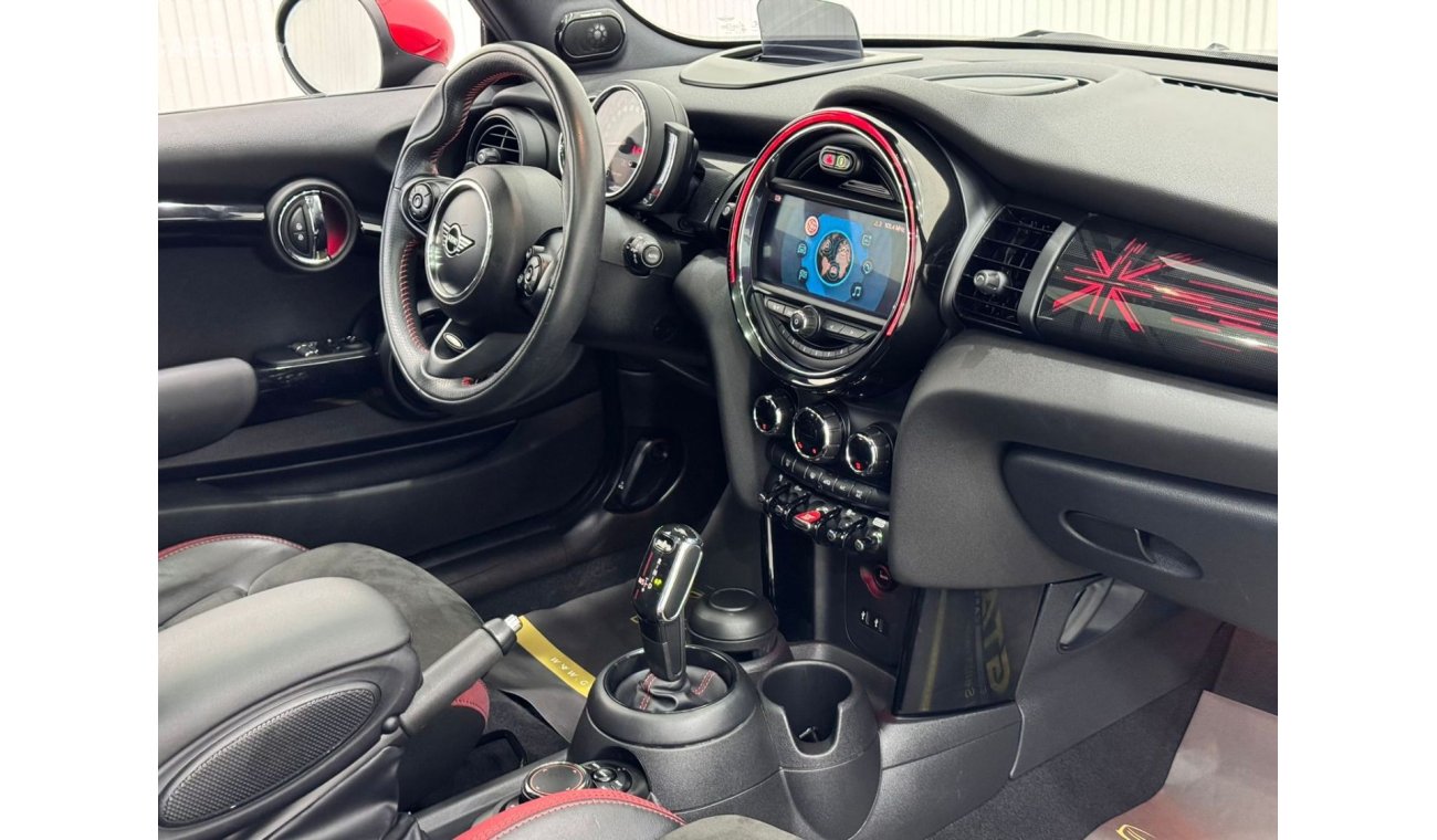 ميني كوبر جون كوبر وركس 2020 Mini Cooper JCW, Warranty, Full Mini Service History, Excellent Condition, GCC