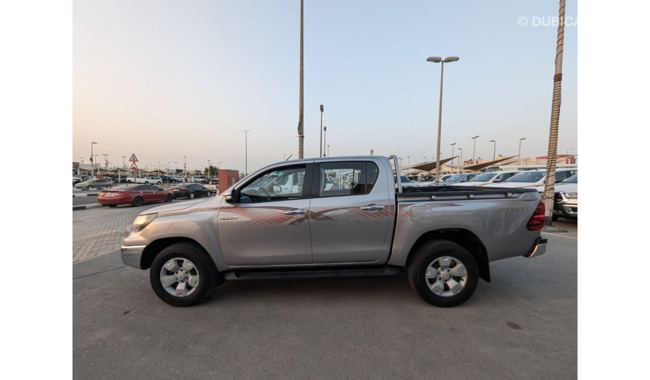 Toyota Hilux 2016 Toyota Hilux SR (AN120), 4dr Double Cab Utility, 2.7L 4cyl Petrol, Manual, Four Wheel Drive. cl