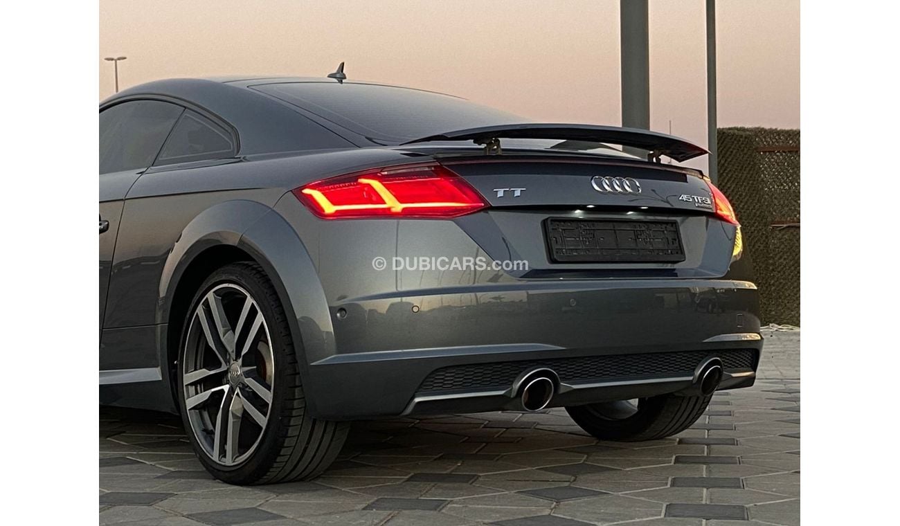 أودي TT 45 TFSI quattro  S Line Style Package 2.0L