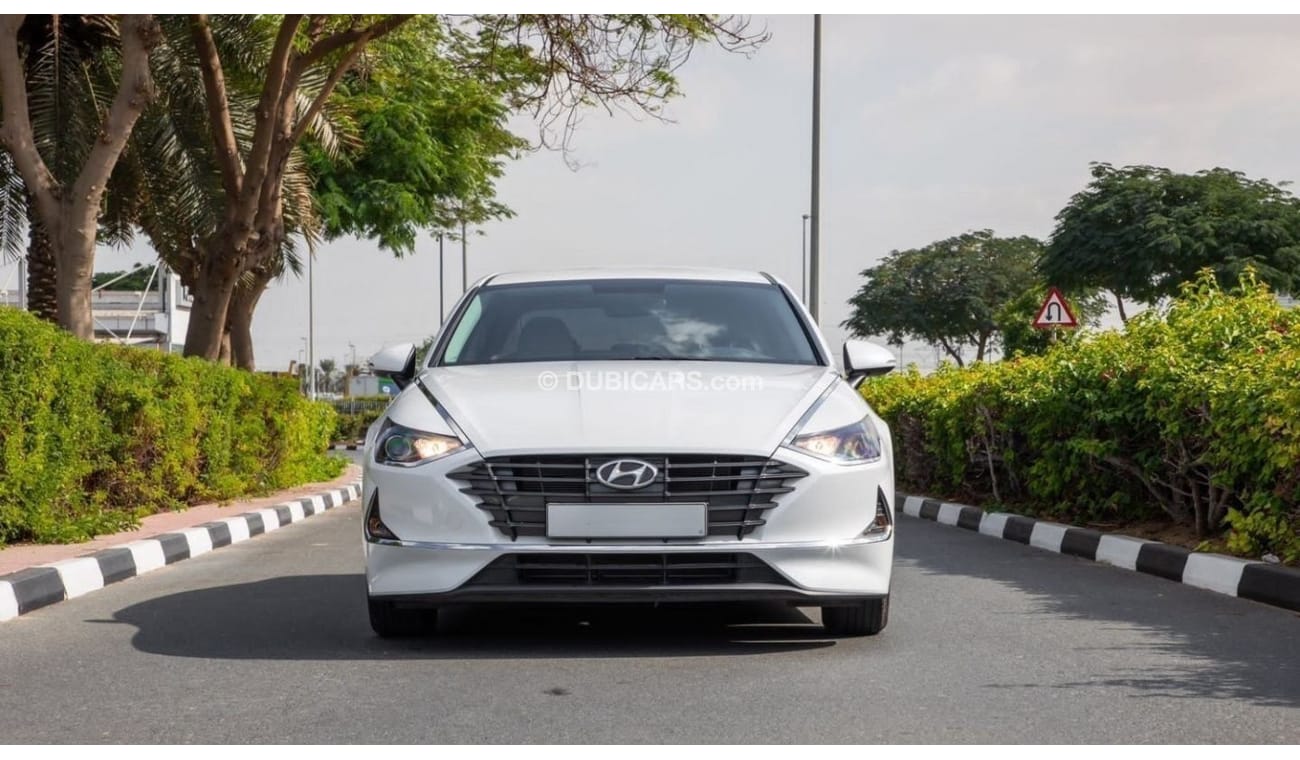 Hyundai Sonata Base 2022 Very Clean Low Mileage