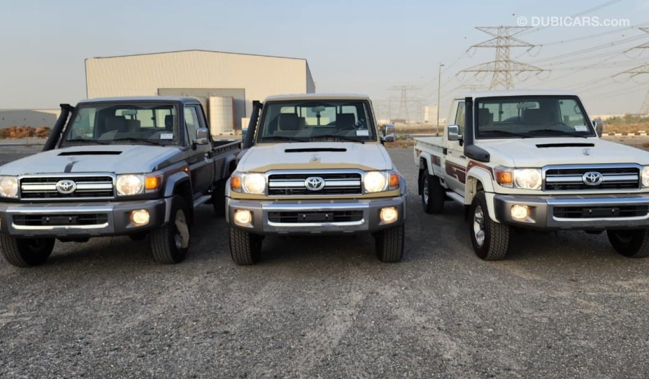 Toyota Land Cruiser Pick Up LOCAL - EXPORT SALE OK /// 4.5 V8 FULL OPTION