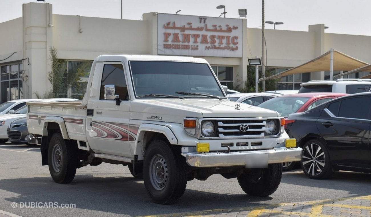 Toyota Land Cruiser Pick Up LX