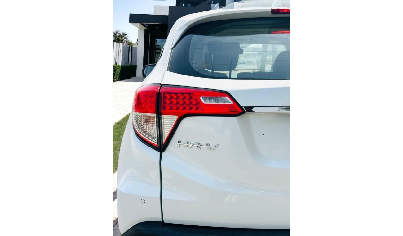 Honda HRV AED 890 PM | HONDA HR-V LX 1.8 I4 | GCC | LOW MILEAGE | 0% DOWNPAYMENT