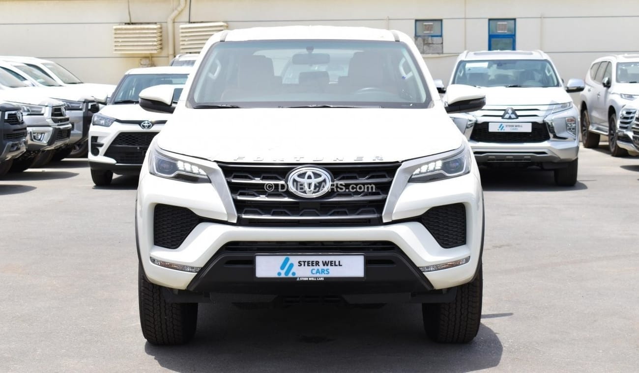 Toyota Fortuner 2022| 2.4L - DSL- E  A/T - 4X4  - FABRIC SEATS WITH GCC SPECS - EXPORT ONLY