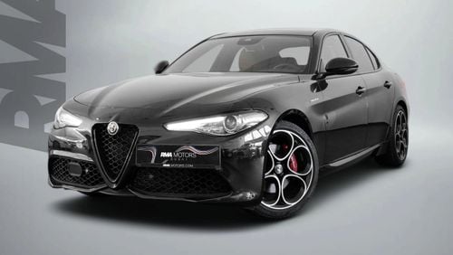 ألفا روميو جوليا Q2 / 7 Year Alfa Romeo Warranty & 5 Year Service Contract / Low Kms