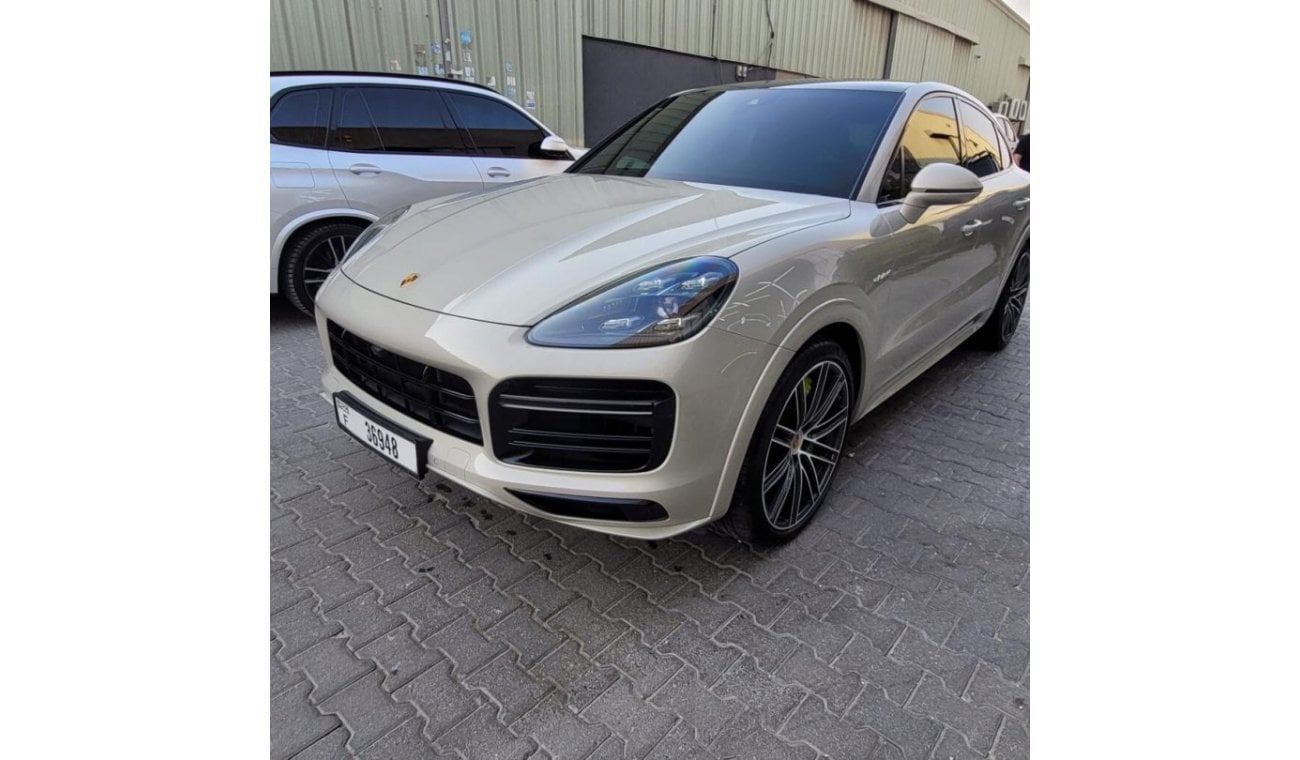 Porsche Cayenne Turbo S Hybrid