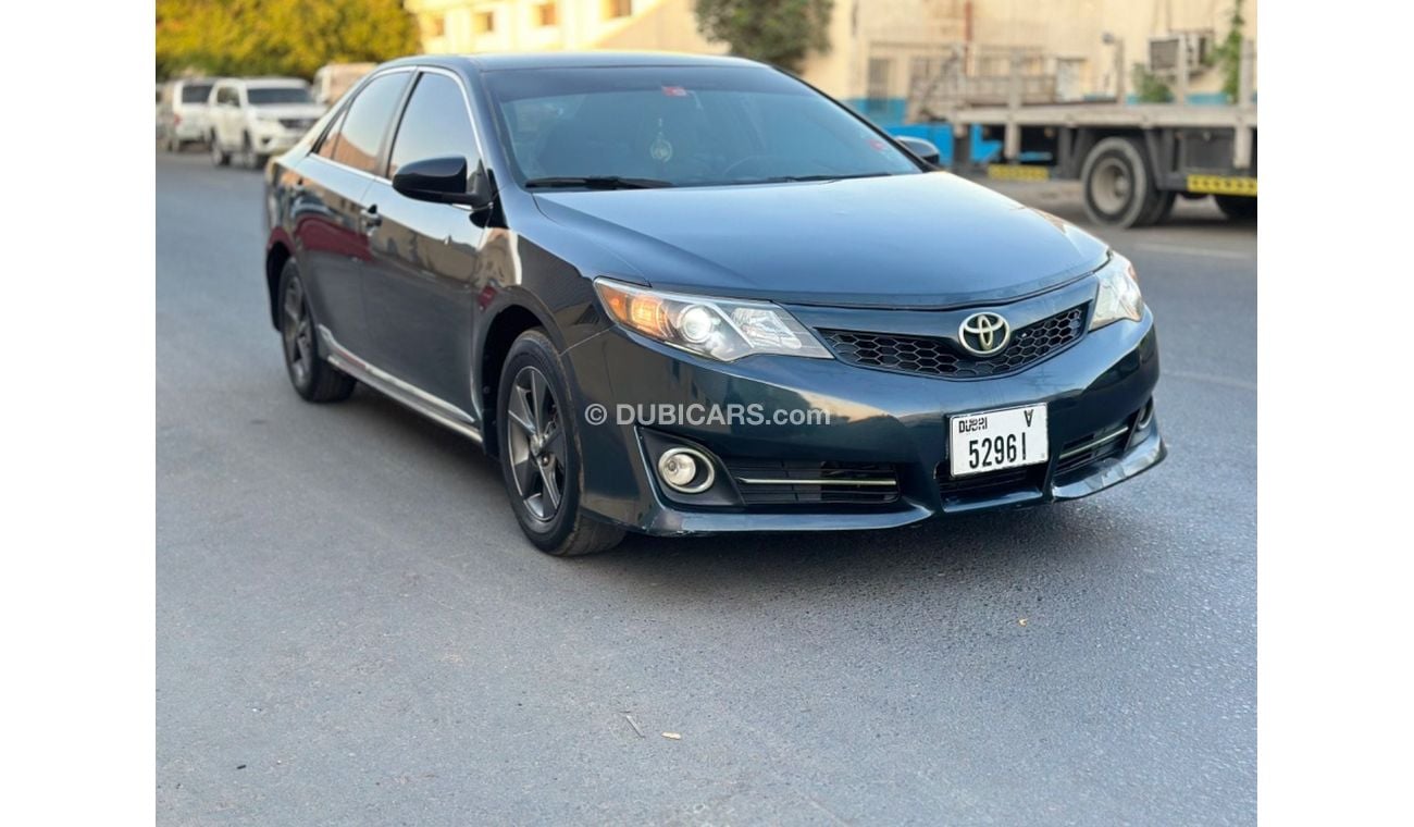 Toyota Camry GL 2.5L