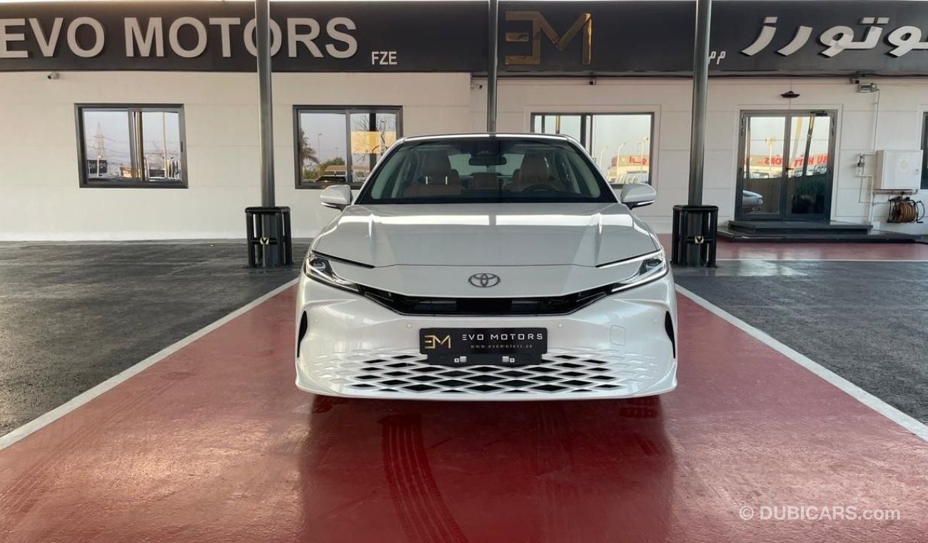 Toyota Camry Full Option 2.0 G HEV*Head Up Display*Panorama Roof*Radar