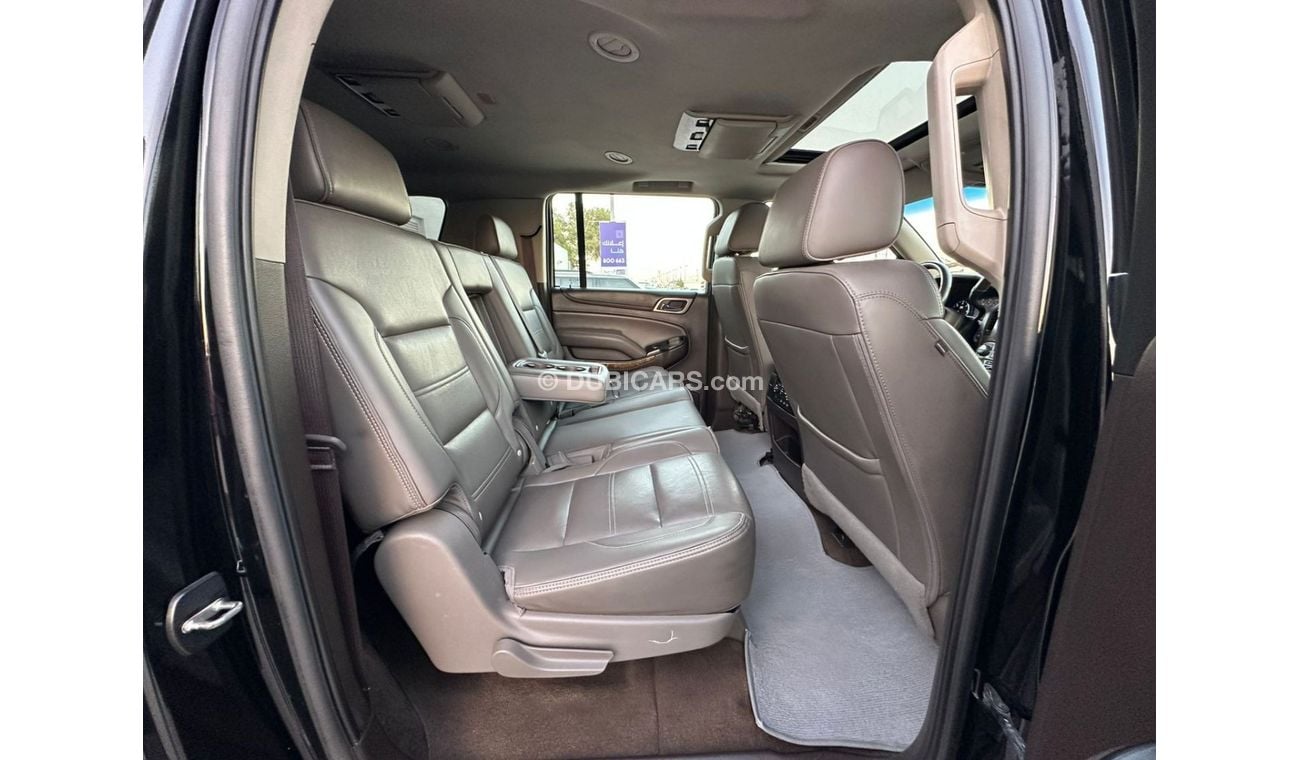 GMC Yukon XL Denali 6.2L (7 Seater) GMC YUKON DENALI XL GCC 2017 ORGINAL PAINT // PERFECT CONDITION