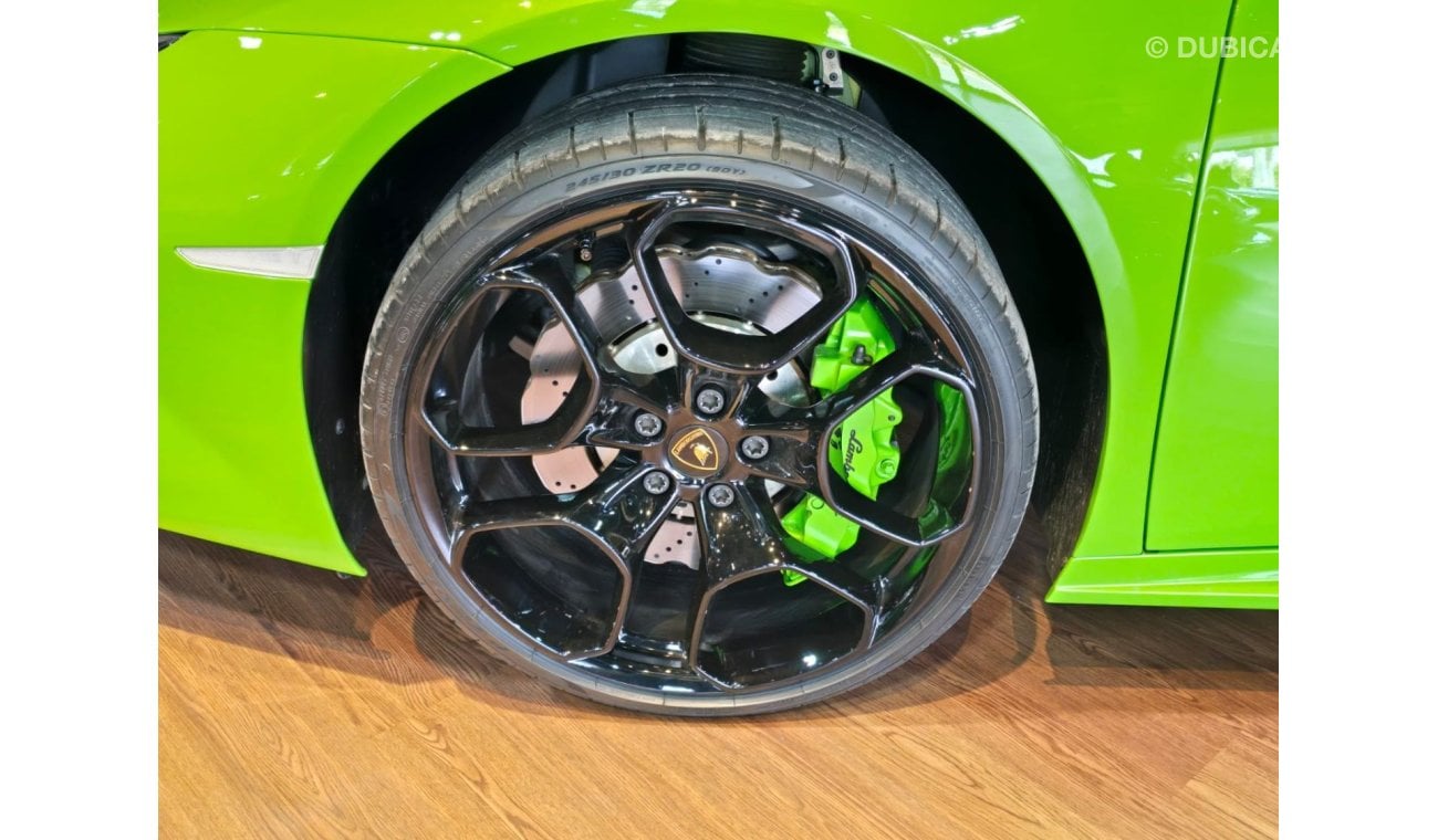 Lamborghini Huracan 2018 Lamborghini Huracan LP580-2, 2dr Convertible, 5.2L 10cyl Petrol, Automatic, Rear Wheel Drive