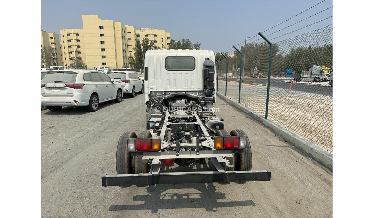 Isuzu Forward Isuzu / N-Series NMR85 E22 Cab Chassis Truck 4x2 Short Wheel Base