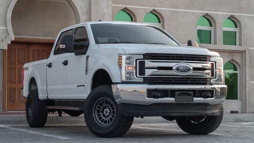 Ford F 350 XLT SUPER DUTY