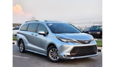 تويوتا سيينا TOYOTA Sienna XLE Hybrid  Full Option