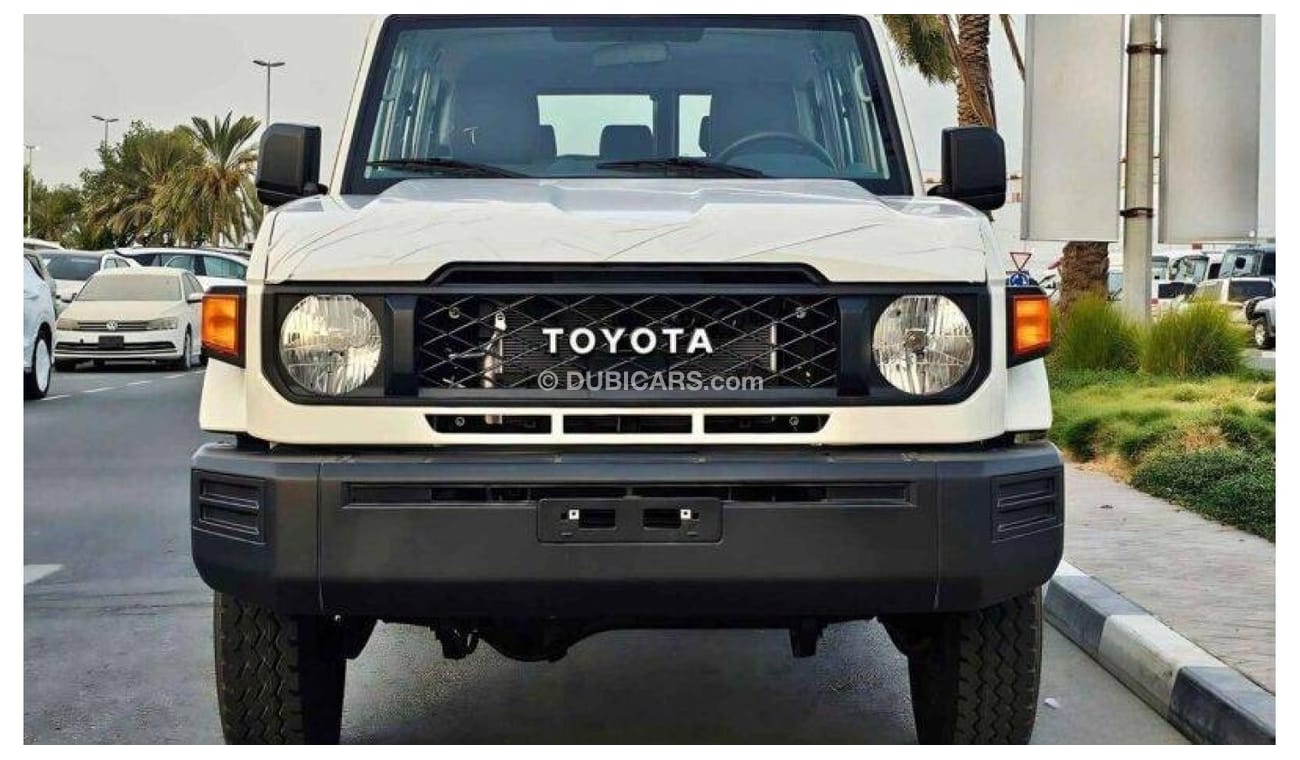 Toyota Land Cruiser Hard Top Land cruiser hard top Lc76 4.2L diesel V6 MY2024 5doors EXPORT.ONLY