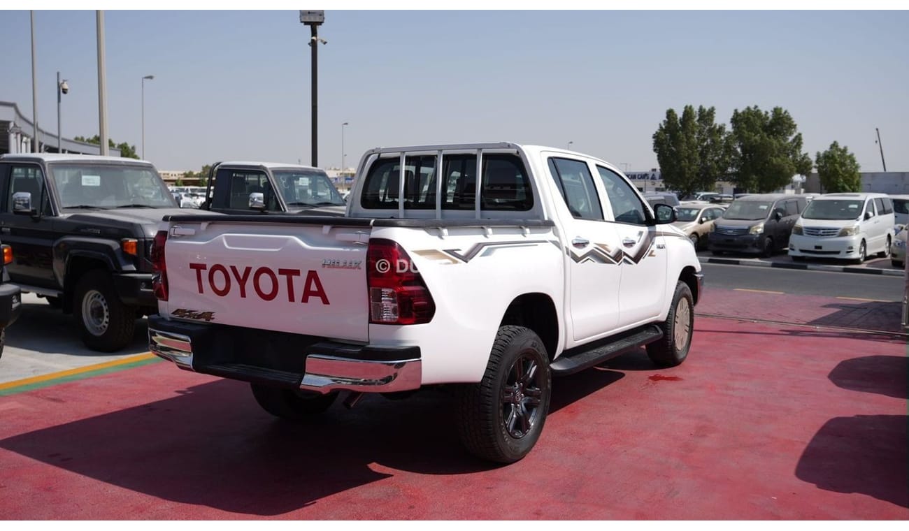 تويوتا هيلوكس GL 2.7L Double Cab Utility 4WD