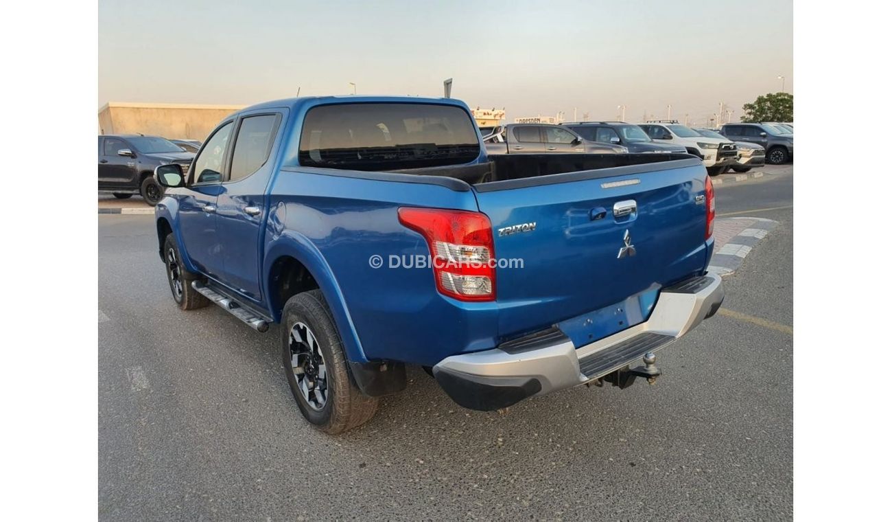 Mitsubishi Triton