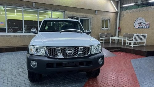 Nissan Patrol Pickup SGL Nissan patrol  pik app